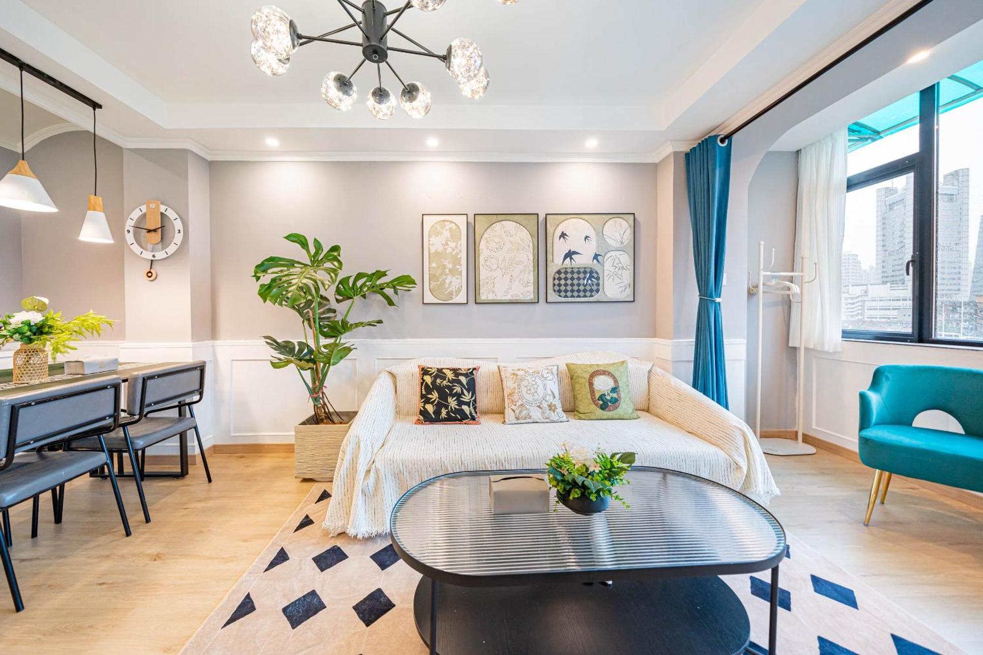 Apartment Lingju - People's Square Branch *